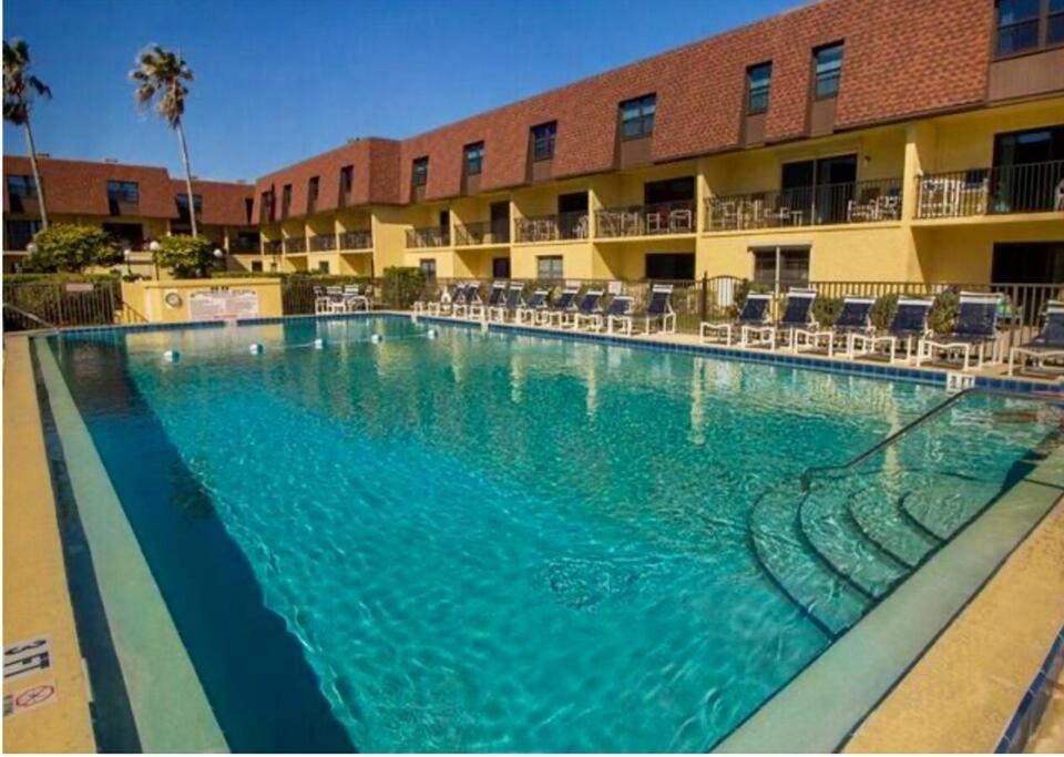 Condo By The Sea! Cocoa Beach Esterno foto